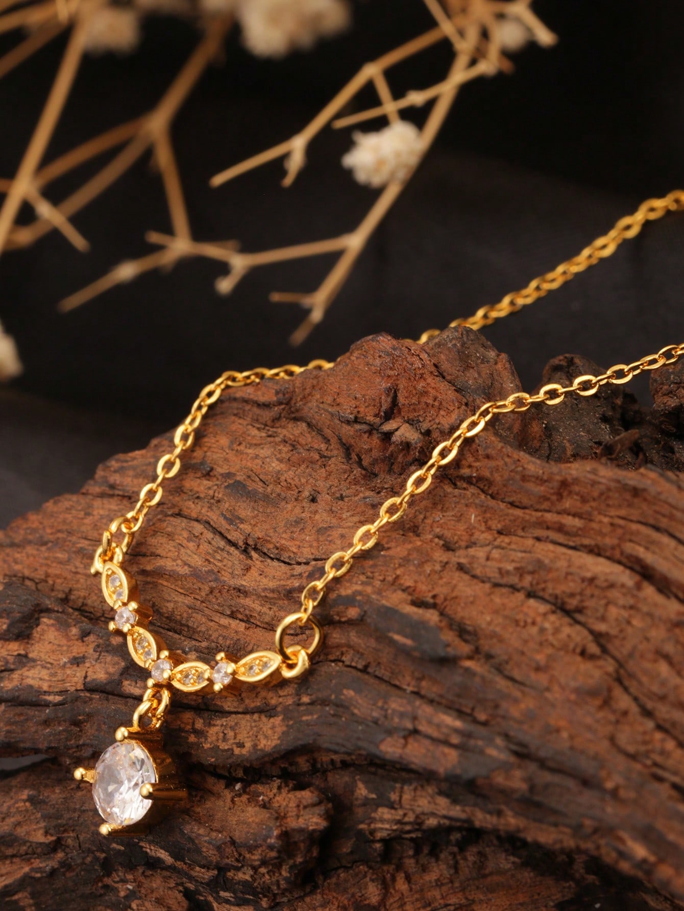 Luxury Lifestyle Party - 1 New Summer Style Necklace with