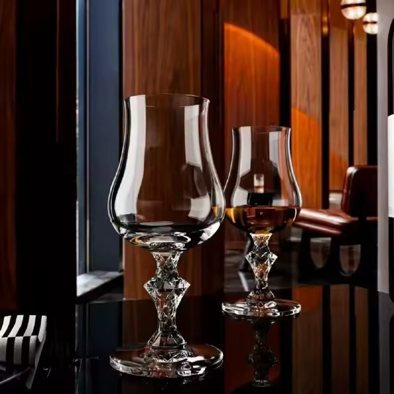 1PCS Burgundy Bordeaux Style U - огляд і ціна Crystal Wine Glass