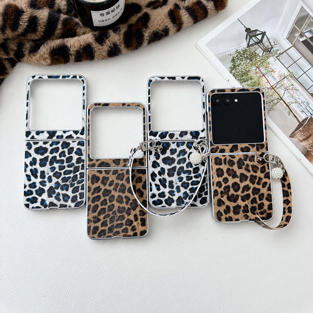 Leopard Print Folding Flip Pho - огляд і ціна Luxury Lifestyle Men